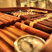 Humidor einrichten